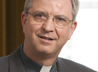 Il vescovo belga pro-eutanasia si scomunica da solo