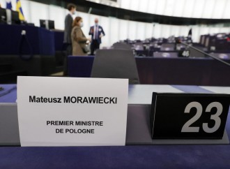 Sradicare Polonia e Ungheria: il vero obiettivo Ue