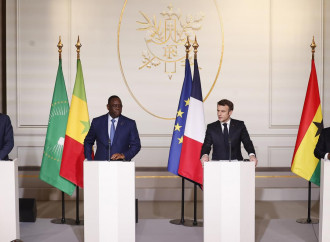 La Francia si ritira dal Mali che tratta con i jihadisti