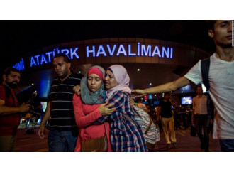 L'attentato “scivola via” nella Turchia in pieno boom
