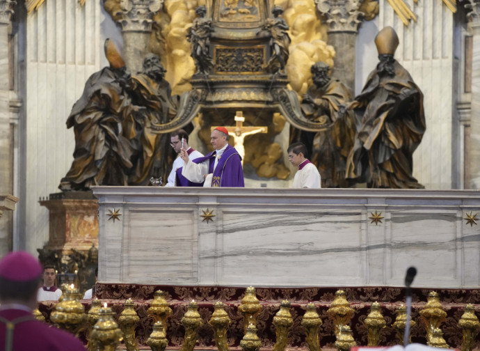 Altare della Confessione (Ap via LaPresse, 3 giugno 2023) Altare della Confessione (Ap via LaPresse, 3 giugno 2023)