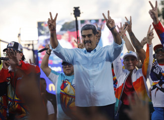 Venezuela, Urrutia sotto indagine per blindare Maduro