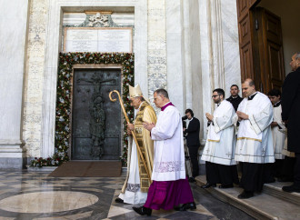 Porta Santa in Laterano, ma ad aprirla non è Francesco