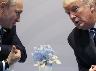 Telefonata Trump-Putin, i due leader negoziano in proprio