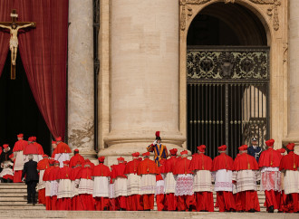 Concistoro straordinario, il sacro collegio torna a riunirsi