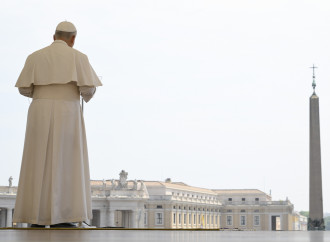 Medio Oriente, il monito del Papa contro la minaccia nucleare