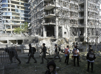 Israele sotto le macerie, l’impotenza di politica e diplomazia