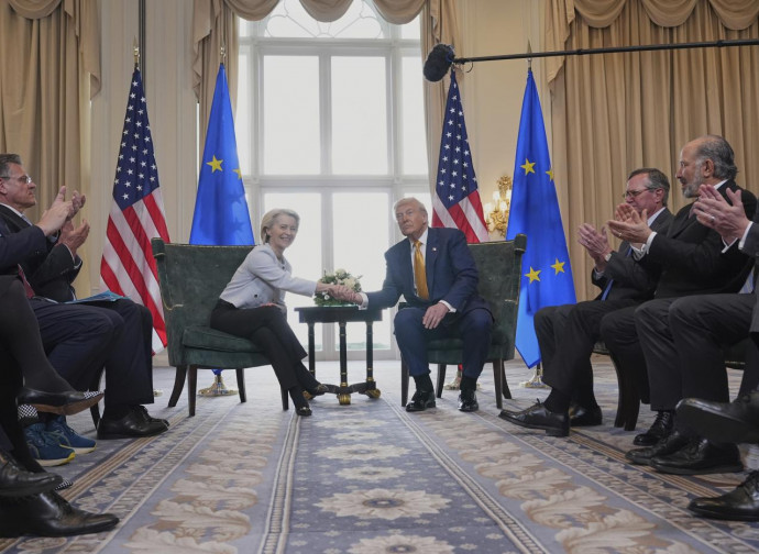 Von der Leyen e Trump, 27 luglio 2025, Turnberry-Scozia (Ap via LaPresse) Von der Leyen e Trump, 27 luglio 2025, Turnberry-Scozia (Ap via LaPresse)