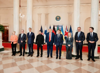 Negoziato sull'Ucraina, Trump si trascina un'Europa riluttante