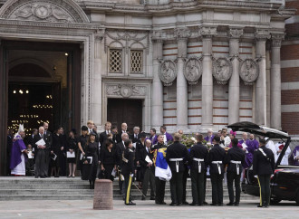 Funerale cattolico in casa Windsor per la duchessa di Kent