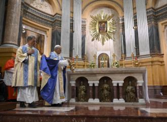 Leone XIV celebra i Vespri alla Domus Australia
