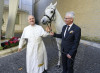 Un cavallo per Leone XIV e un elefante per Leone X