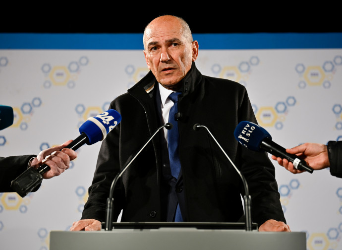 LaPresse (AP Photo/Denes Erdos)