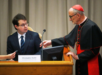 Il Papa e il miliardario ateo, dove finisce l'etica e comincia il marketing?