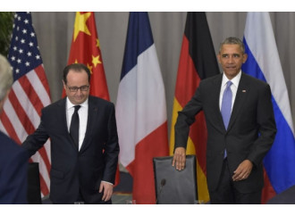 Terroristi islamici? E Obama “sbianchetta” persino Hollande