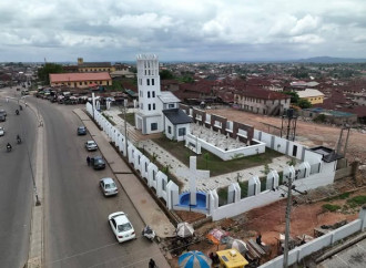 Demolito in Nigeria il memoriale delle vittime di un attentato jihadista