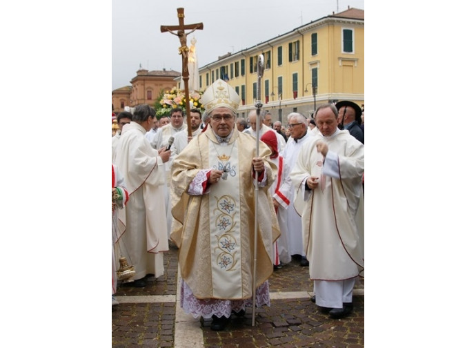 Il vescovo Luigi Negri