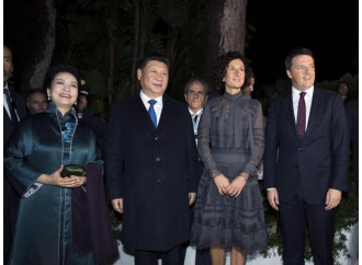 Che figura!
Renzi imbucato
al party cinese