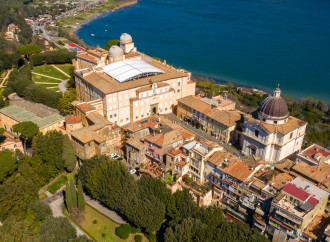 Nessun superstore nel borgo vaticano, ma una cittadella "green"