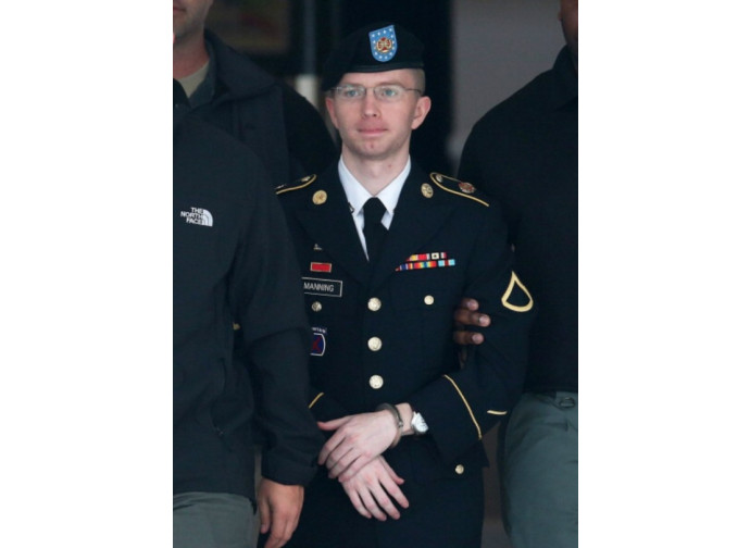 Bradley Manning, il trans più famoso dell'esercito 