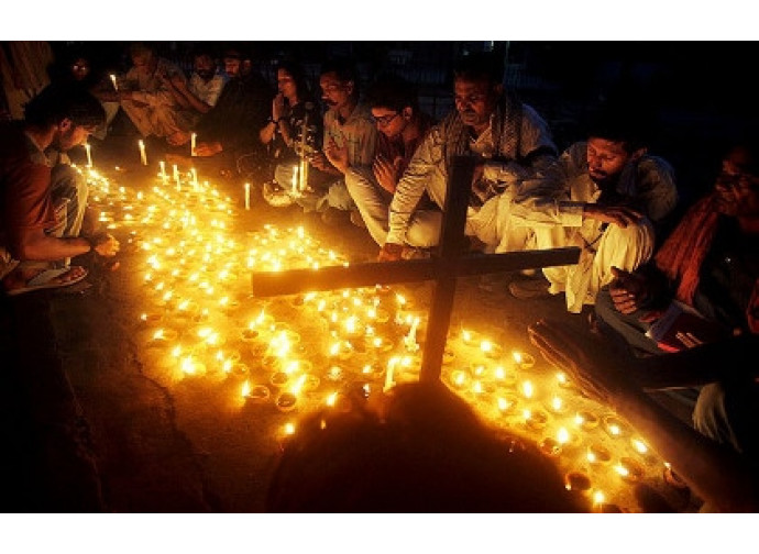 Peshawar, dopo l'attentato