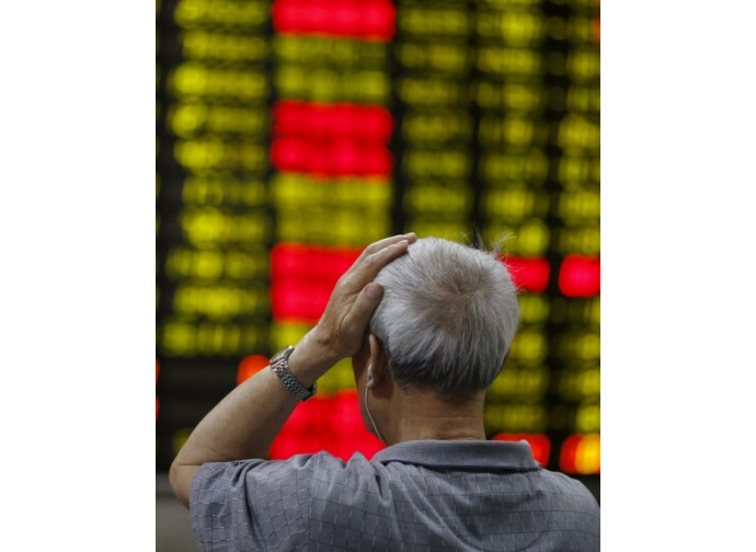 Shanghai, crollo in Borsa