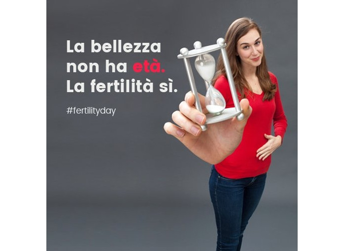 Una delle cartoline sotto accusa del Fertility Day