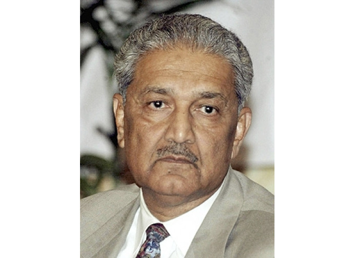 A.Q. Kahn, padre dell'atomica pakistana