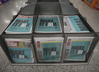 La protesta dei quotidiani britannici contro l'intelligenza artificiale (AP)