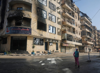 Cristiani di Aleppo presi fra due fuochi nello scontro fra curdi e jihadisti