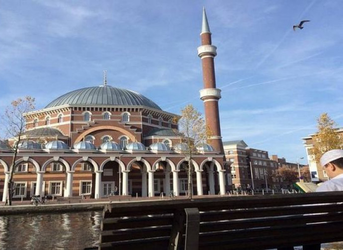 La moschea turca di Amsterdam