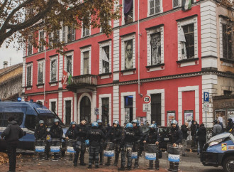 Sgomberato l'Askatasuna, il centro sociale più violento (e impunito)