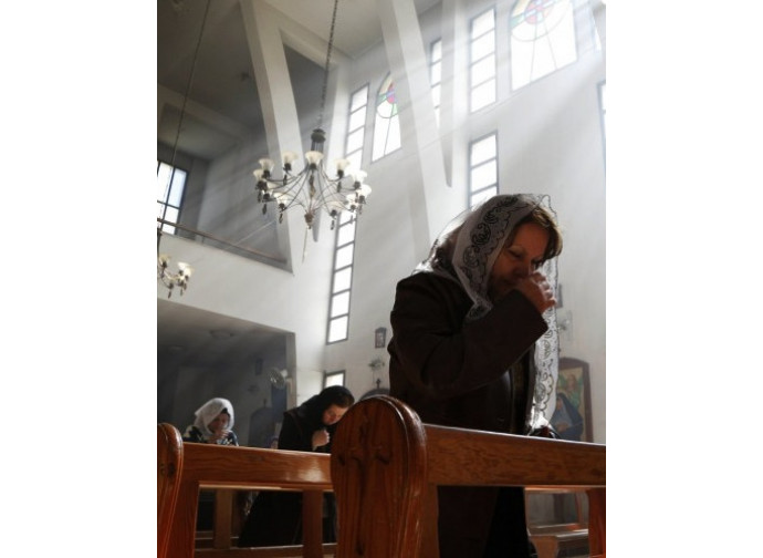 Siria, donne cristiane in preghiera