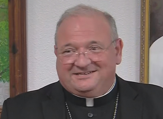Il vescovo Peter Baldacchino