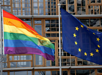 “Zona di libertà Lgbtqi”, l’UE verso il dogma arcobaleno