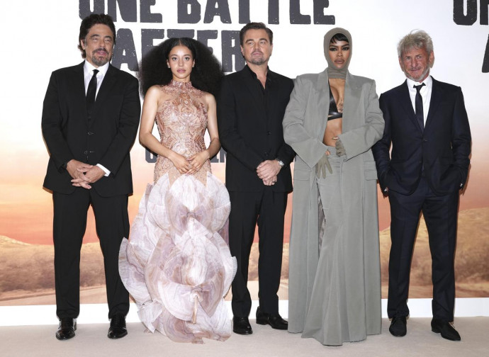Benicio Del Toro, Chase Infiniti, Leonardo DiCaprio, Teyana Taylor e Sean Penn all'anteprima di Una battaglia dopo l'altra (La Presse)