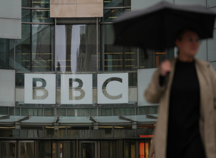 La sede della BBC a Londra (La Presse)