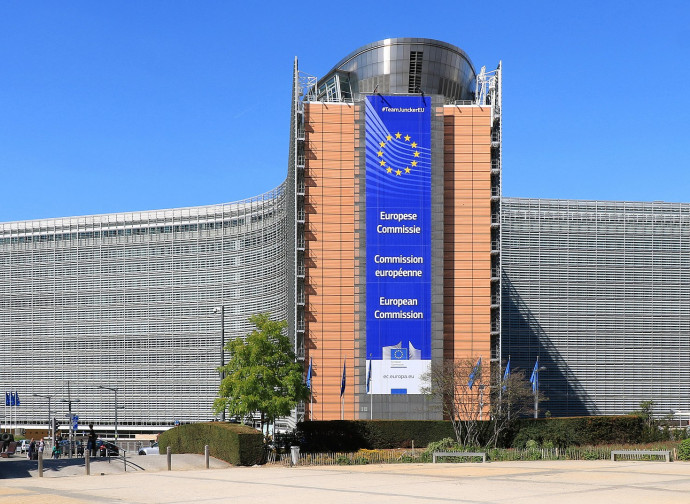Sede Commissione Europea (ritaglio, CC, EmDee)