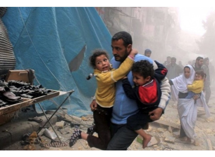 Aleppo, civili sotto le bombe