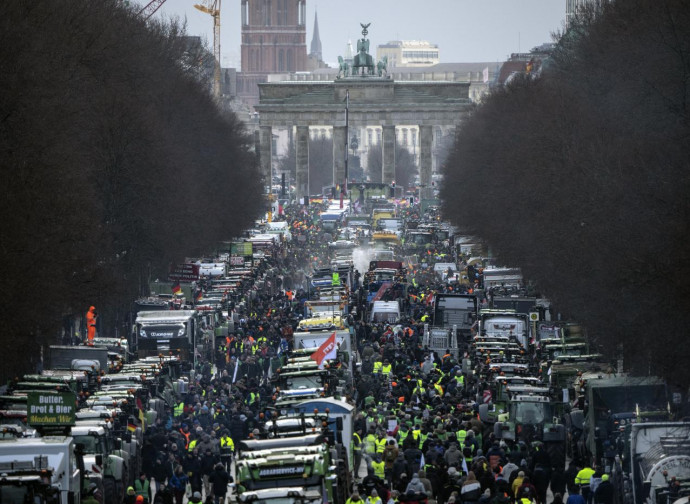 Marcia dei trattori a Berlino (La Presse)