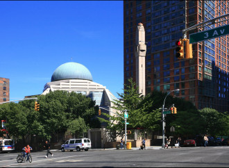 "Riconciliazione": New York corteggia l'islamismo