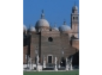 Quanti santi e martiri nella basilica di Giustina
