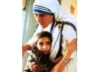 Se l’odio per i santi colpisce anche Madre Teresa