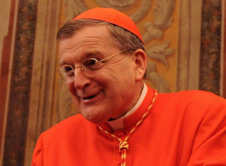 Il Papa: «Via casa e stipendio al cardinale Burke»