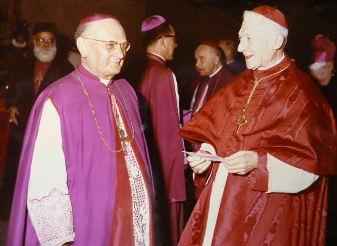 Il cardinale Achille Liénart (a destra) durante il Vaticano II_CC