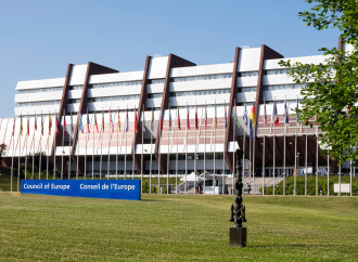 Il Consiglio d'Europa vieta le pratiche di conversione. Vittoria Lgbt, sconfitta la libertà