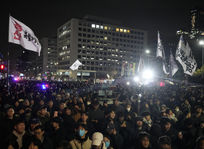 Seul, protesta contro la legge marziale (La Presse)