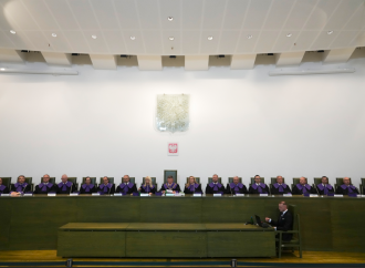 Corte Costituzionale nel mirino di Tusk, altra tappa del golpe polacco