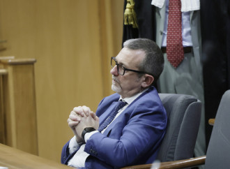 Chat di Delmastro, il confine fra immunità e giustizia