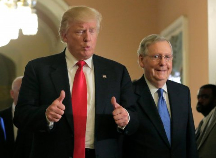 Donald Trump e Mitch McConnell (capogruppo repubblicano in Senato)